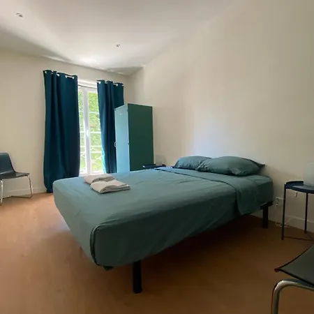 230m With Garden Near Port Of Holiday home Caen