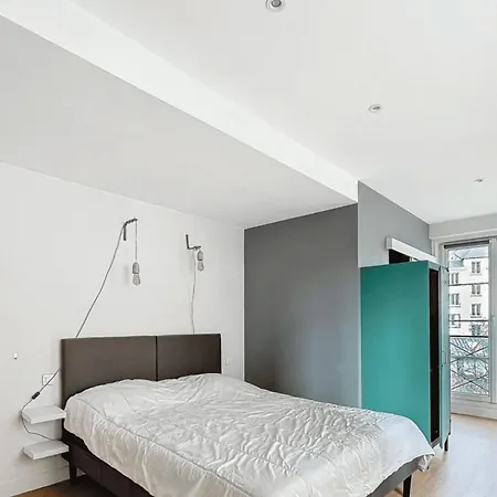 Stunning 230m With Garden In The Center Casa vacanze Caen