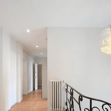 Stunning 230m With Garden In The Center Caen